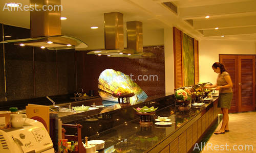 Merlin Beach Resort 33
